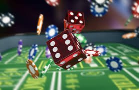 Studio European Roulette nagaslot 777 dengan roda roulette profesional dan dealer bersertifikat di meja kasino langsung